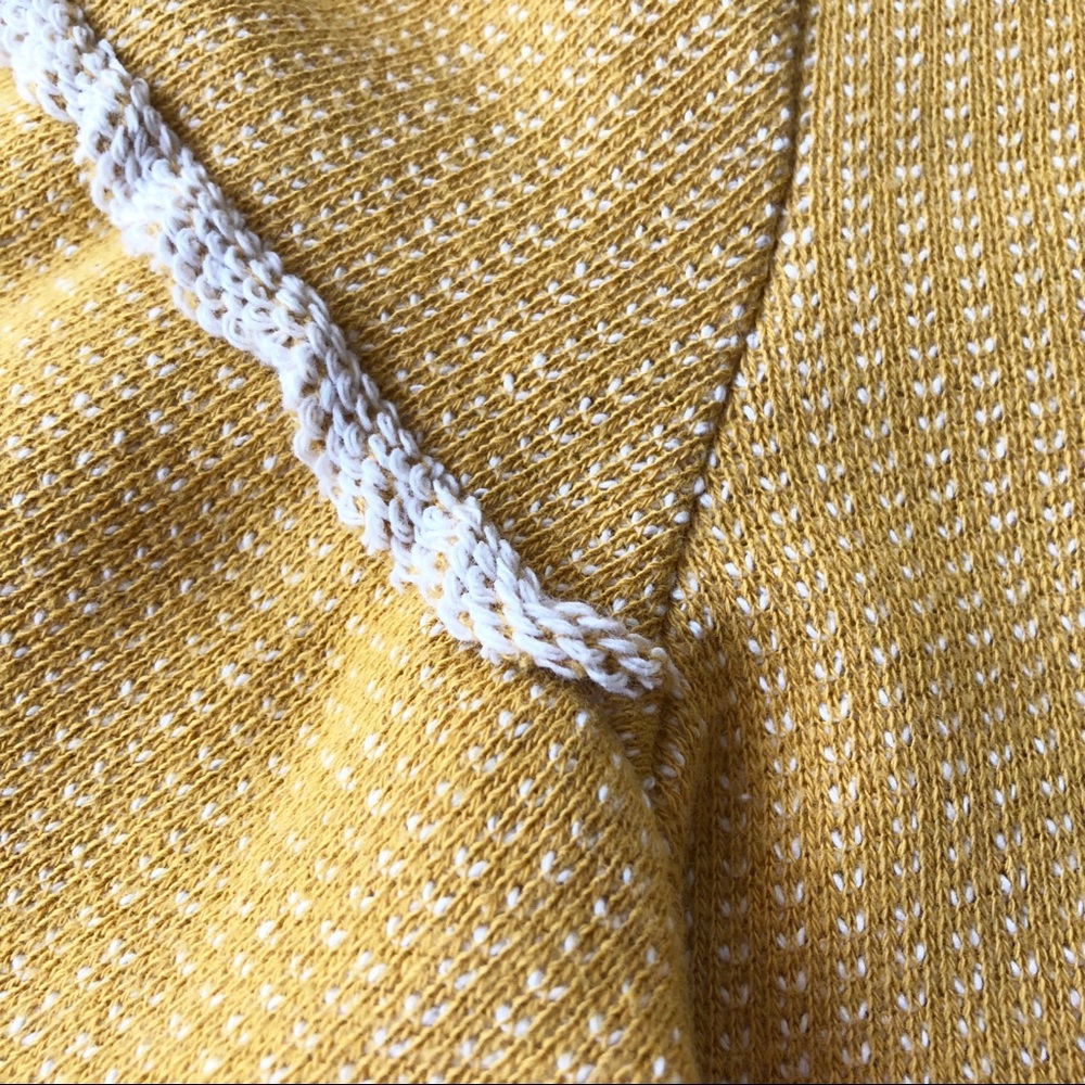THML Short Sleeve Knit Top sz M - Picture 7 of 7